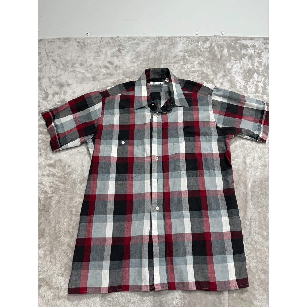 Pierre Cardin Button Up Shirt Mens Size Medium Plaid Short Sleeve Pockets EUC